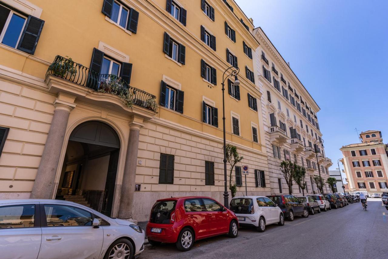 Rhome Colosseum Rome Exterior photo